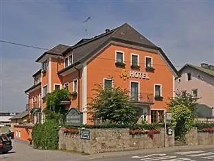 Hotel Vogelweiderhof Salzburg 3*,