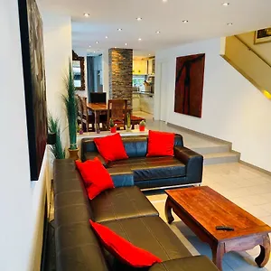 https://luxus-villa-salzburg-city.saalbachhinterglemmhotels.com