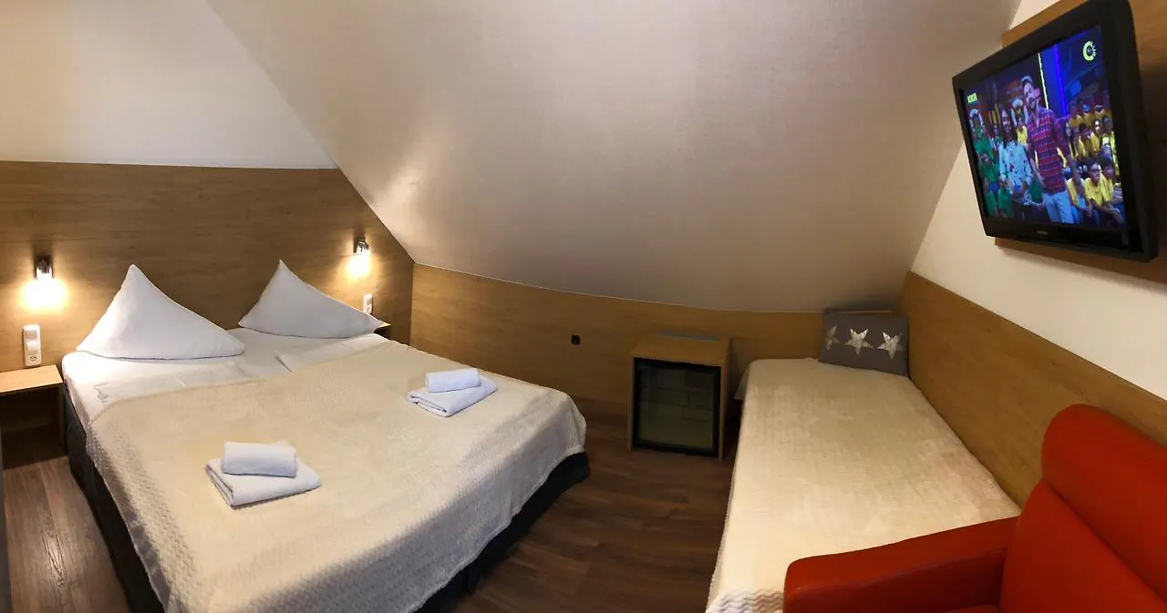 Hotel Vogelweiderhof Salzburg 3*,
